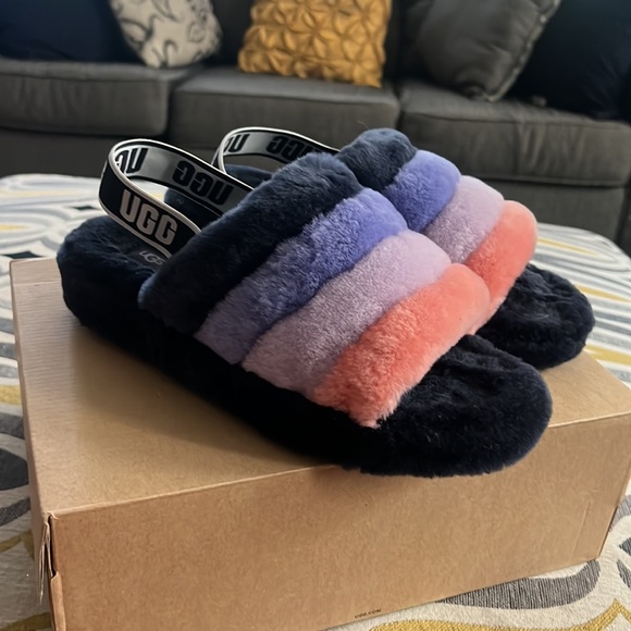 Ugg fluff yeah snmt in navy lavender and pink fuzzy slipper with stretchy strap - Picture 4 of 6